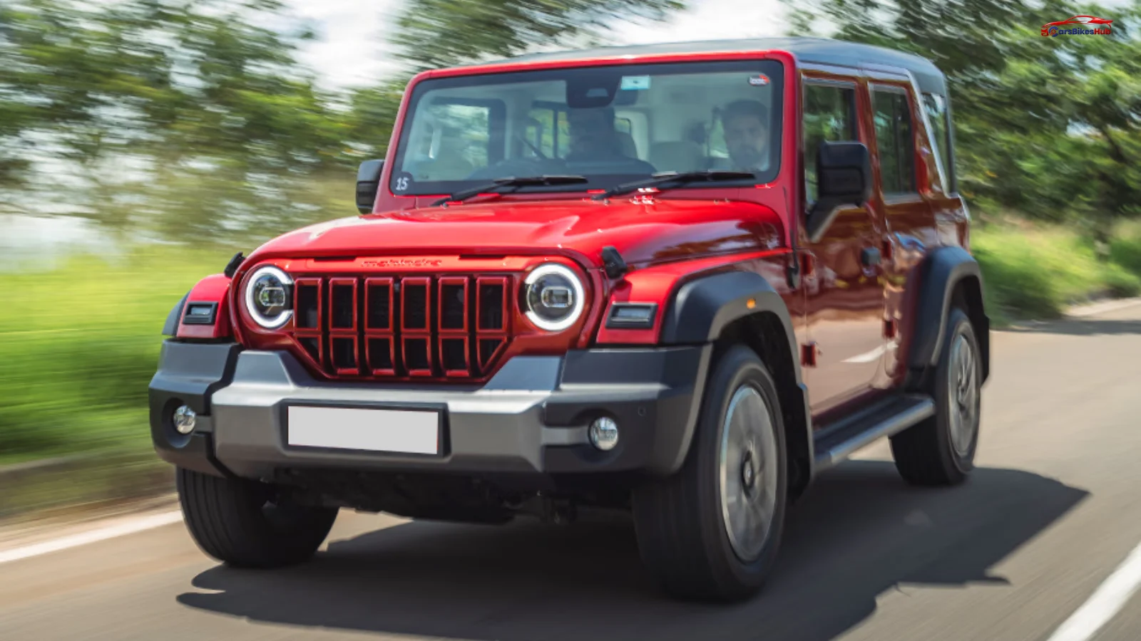 Mahindra Thar Roxx Star Edition exterior design with black accents